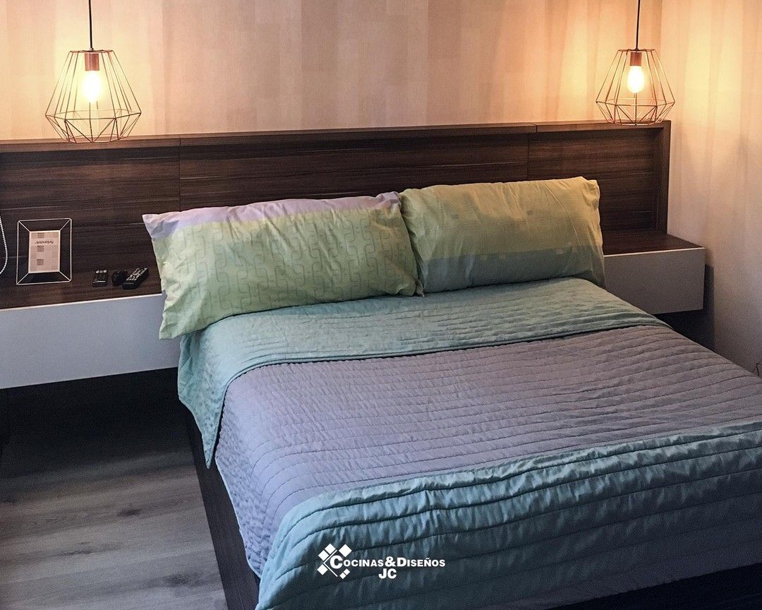 Goza del descanso que mereces y crea un ambiente inspirador en tu habitación - Si deseas conocer más sobre nuestros juegos de cuartos no dudes en contactarnos 📲 314 602 1408 - 300 448 8160 . . #cocinasydiseñosjc #carpinteria #diseñodemuebles #remodelacion #diseñoindustrial #dedicacion #proceso #belloantioquia #medellincolombia #habitación #juegosdecuartos #cuartos Bed, Furniture, Home Decor, Environment, Industrial Design, Furniture Design, Getting To Know, Quartos, Decoration Home