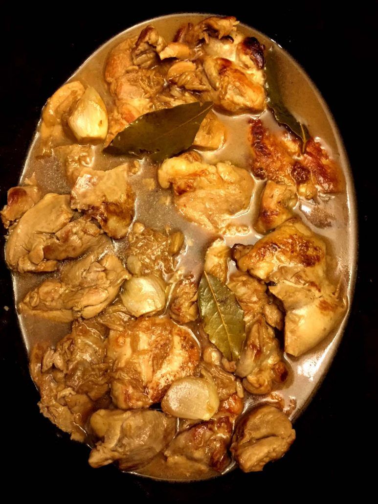 Slow Cooker Filipino Chicken Adobo Meat Recipes, Slow Cooker Recipes, Asian Recipes, Crockpot Recipes, Vegetarian Recipes, Cooking Recipes, Easy Filipino Recipes, Chicken Recipies, Chicken Marinades