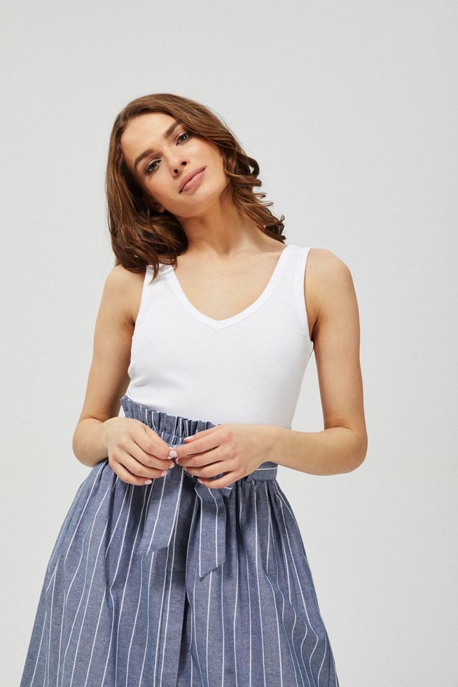 Bawełniany top Moodo Tulle Skirt, Midi Skirt, Ribbed Fabric, Cotton Tops, Fitness Models, Neckline, Skirts, White Color, Thick