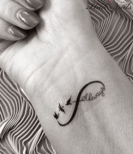 130 idées de tatouages infini homme/femme • Signification tattoo infini! 130 idées de tatouages infini homme/femme • Signification tattoo infini!