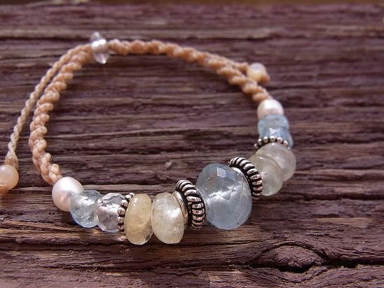 Señoras Tresor Paris Magnetita Pulsera De Cristal De Oro Blanco 016548