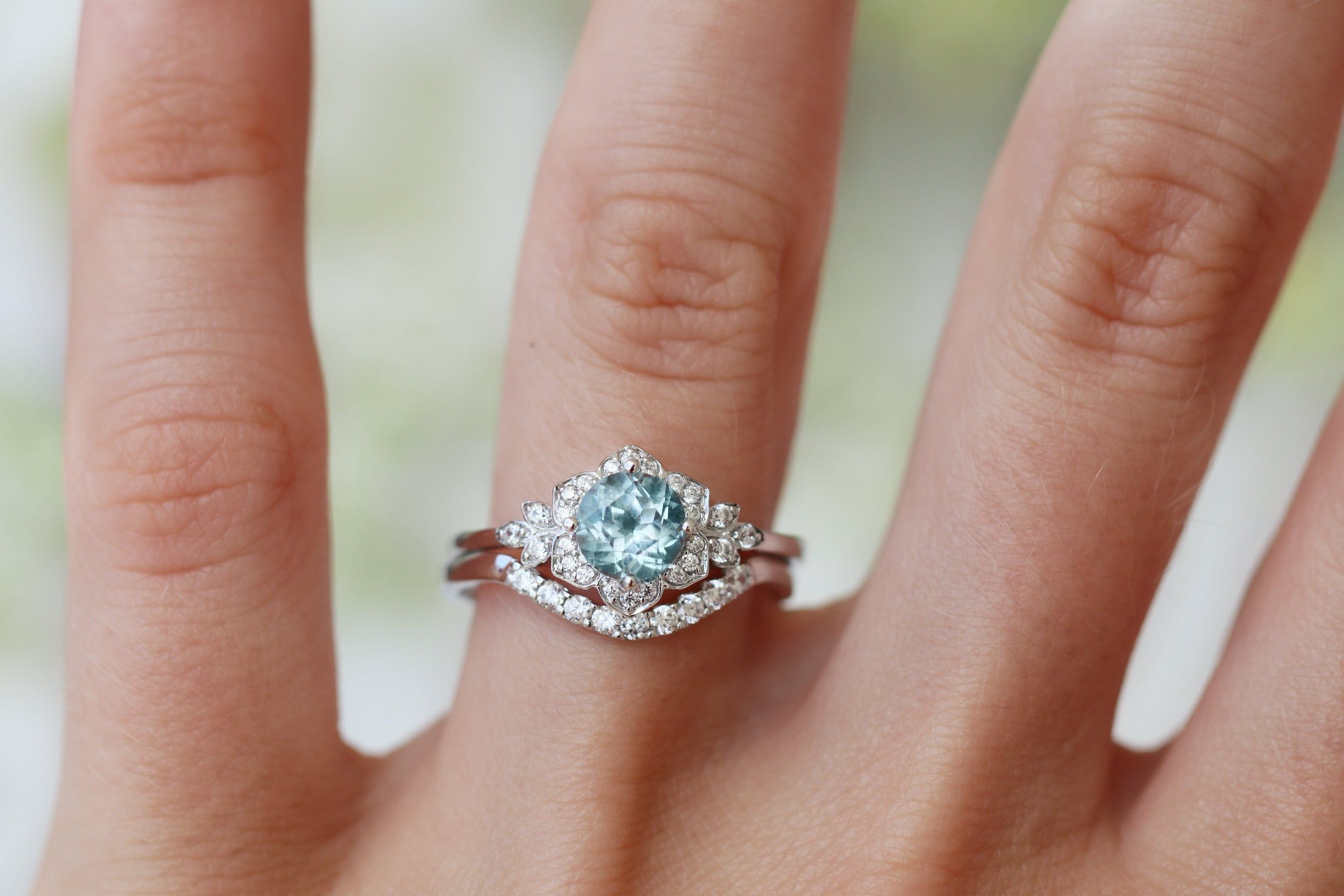 Sterling silver engagement ring solid 925 with 7x7mm square cubic zirconia Sterling silver engagement ring solid 925 with 7x7mm square cubic zirconia