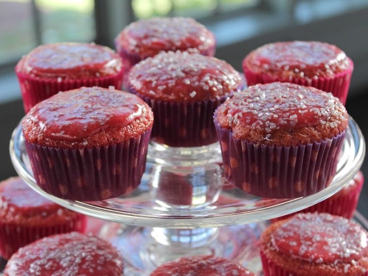 lizzie s strawberry cupcakes