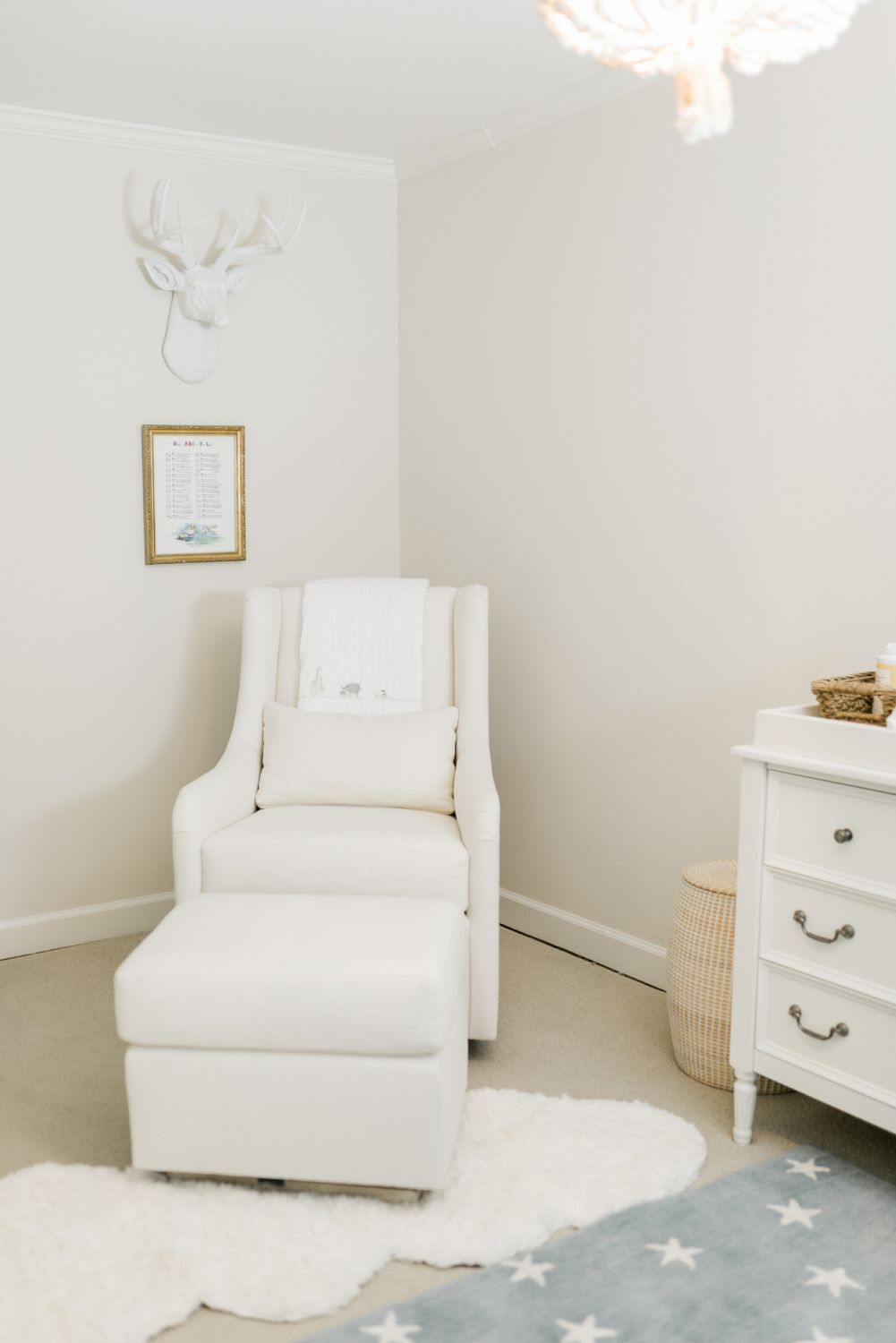 hudson s nursery reveal nursery glider and ottoman nursery glider pottery barn kids chair on hudson s nursery reveal nursery glider and ottoman nursery glider pinterest