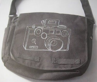 Too cute! Camera Purse!!! #camerapurse Too cute! Camera Purse!!! #camerapurse
