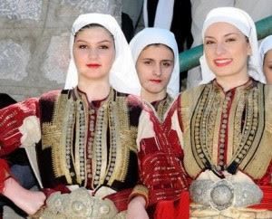 Log In Sign Up Or Learn More Women Traditional Outfits Folk Costume