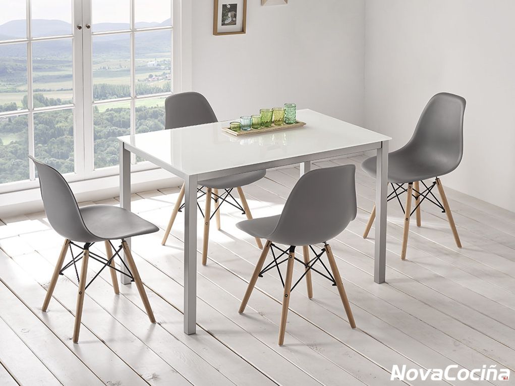 mesa crital con silla nordicas mesa crital con silla nordicas