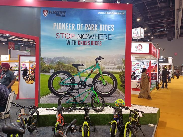 If you are planning to get yourself an upgrade on a bicycle, then buy bicycle online from Kross Bikes. Find MTBs, hybrids, kids cycles and ladies bicycles in India from Kross Bikes at the leading ecommerce websites. Address: Phase VIII, Focal Point, Mangli, Ludhiana - 141 010, Punjab, India. Phone: 161-503-9666 Mountain Bikes For Sale, Best Mountain Bikes, Mountain Trails, Best Road Bike, Road Bikes, Best Mtb, Kids Cycle, Hybrid Bicycle, Buy Bicycle