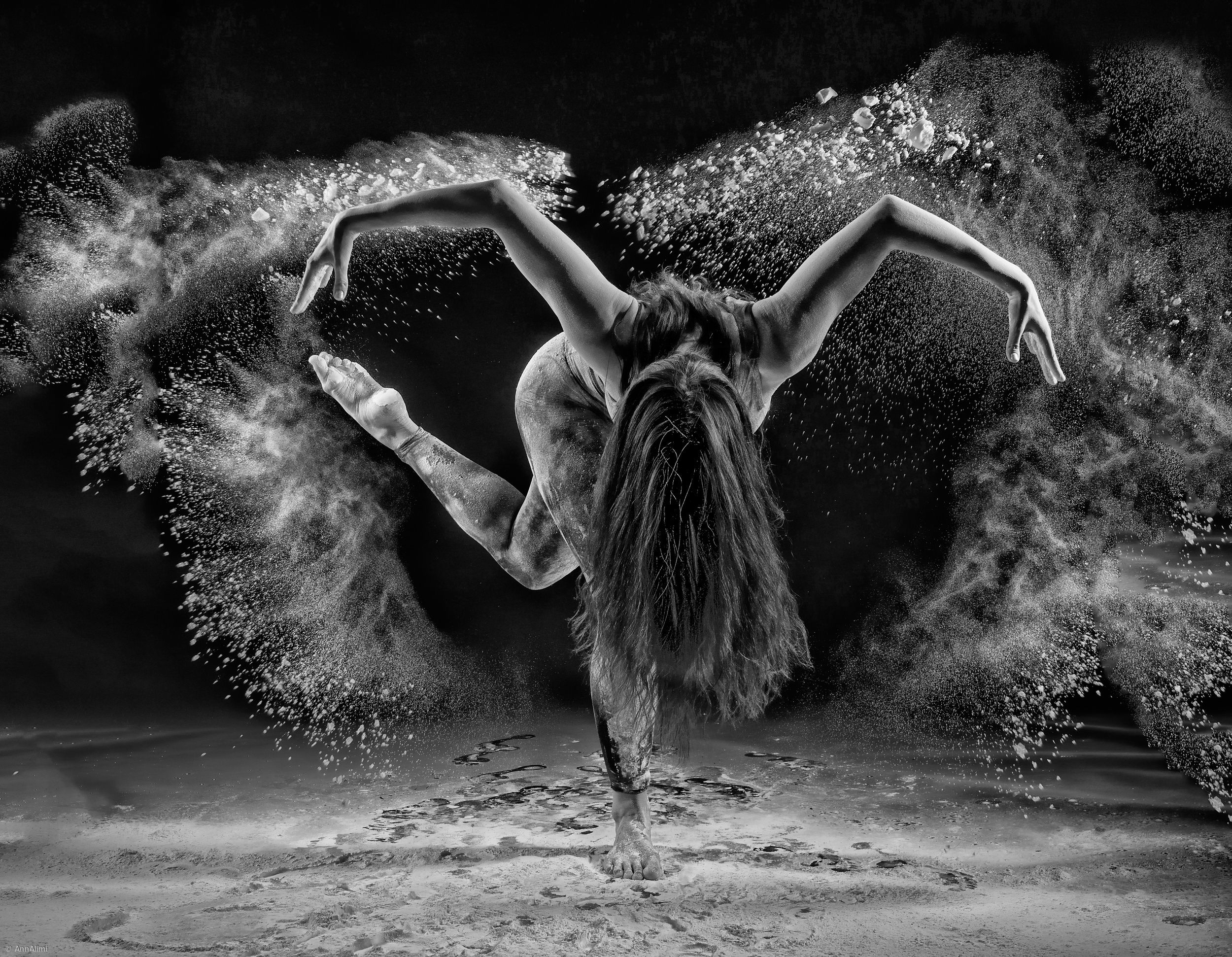 Motion Photography By Ann Alimi Dance Photography Dance Photography Poses Motion Photography