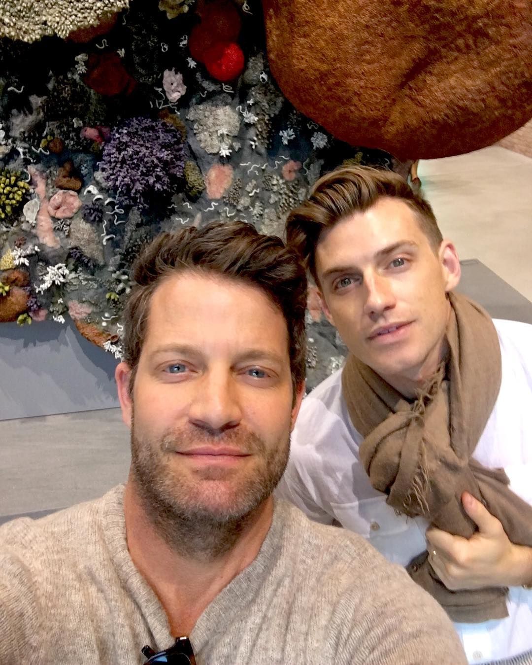 Nate And Jeremiah Explore Venice Latin Men Nate Berkus Kissing 