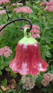 klingende Keramik-Glockenblume 12 cm weinrot, getötete Gartenkeramik, Stele, als Geschenk zum...