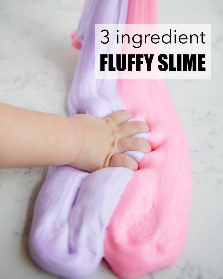 How to make fluffy slime with only 3 ingredients. It is super soft and stretchy! It only takes 5 minutes to make and will entertain for hours! #slime #slimerecipe #kidscraft Como Hacer Fluffy Slime, Making Fluffy Slime, Fluffy Slime Diy, Easy Fluffy Slime Recipe, Puffy Slime, Making Slime, Super Fluffy Slime, Toddler Fun, Toddler Activities