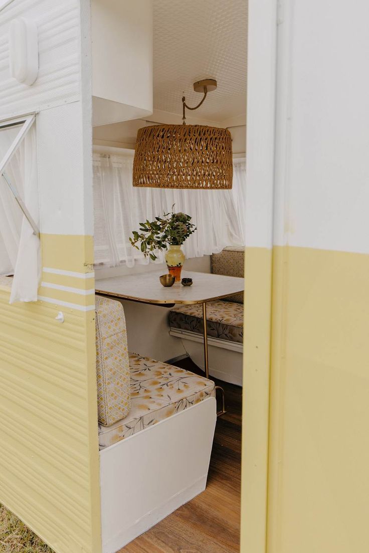 Michael and Carlene have just finished renovating their fourth vintage caravan called 'Bumblebee' – inspired by its sunny yellow exterior - which they will be auctioning off on March 26. Take a look inside the retro home on wheels and find out how you could be the new owner. Retro Caravan, Caravan Decor, Caravan Ideas, Camper Decor, Architecture Renovation, Caravan Makeover, Vintage Caravans, Vintage Campers, Vintage Trailers