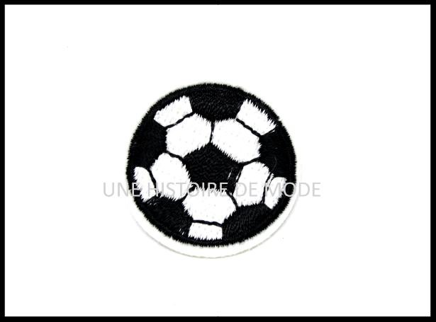 Patch ecusson brode applique ballon de foot football thermocollant a coudre