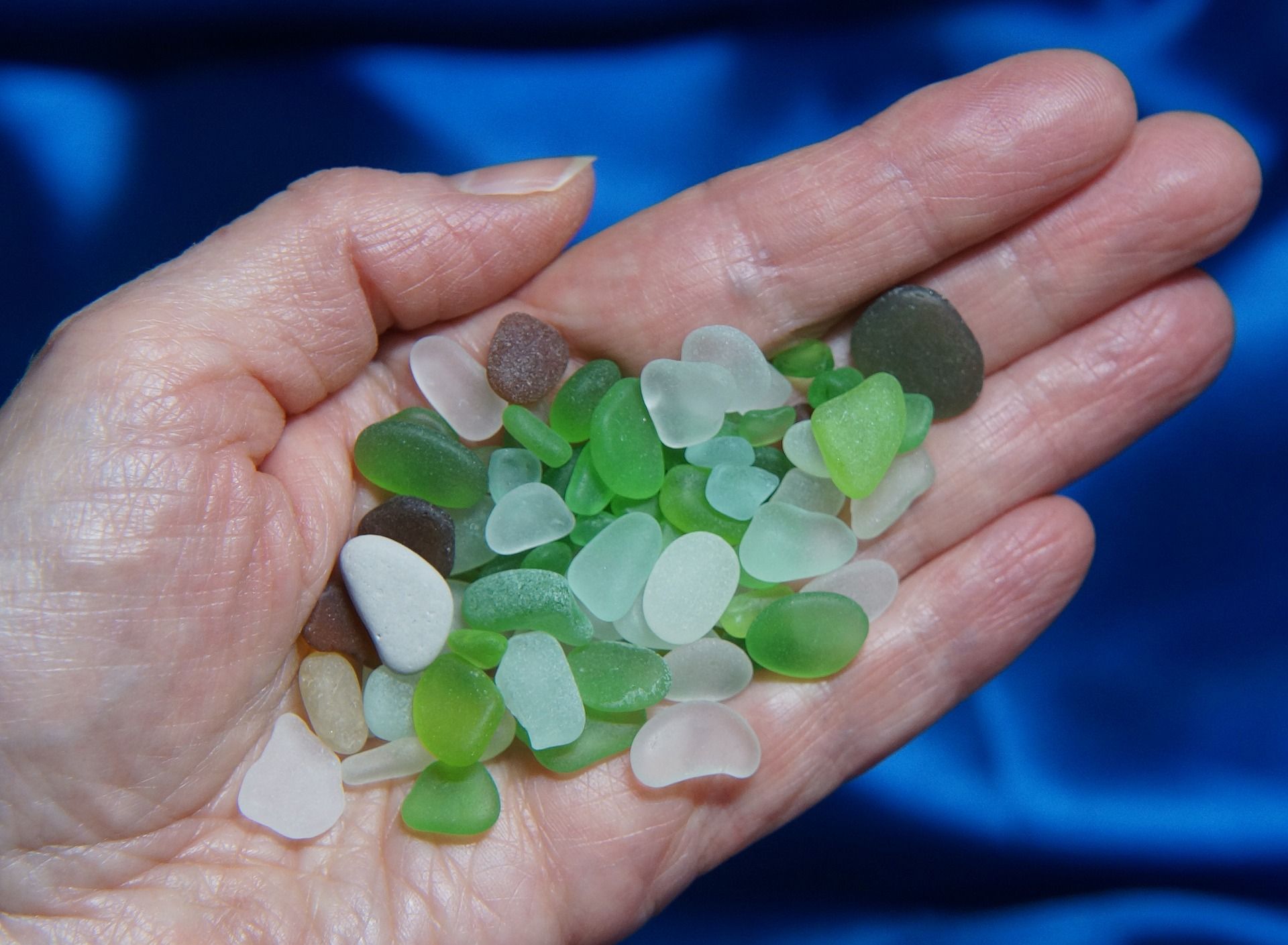 Lake Erie Yields Huge Chunk of Sea Glass for Area Couple