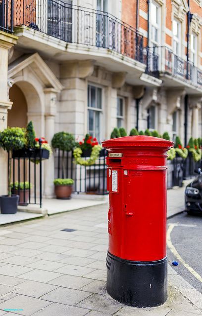 Mayfair, picture perfect streets of London
