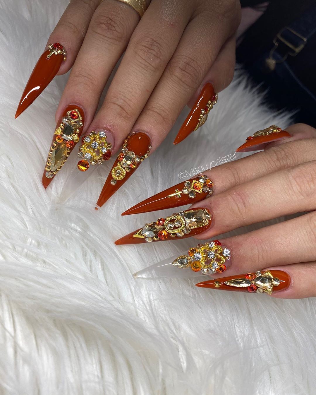 Nails By ππͺπ°πΎππΌπͺπ΅πͺππͺπ» on Instagram: β@bluestreakcrystals ...
