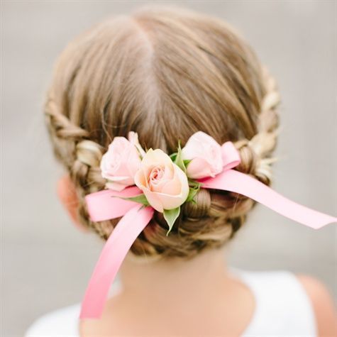 Muitas ideias e inspirações para penteados e arranjos de cabelo para daminhas e floristas de casamento. Cute Little Girl Hairstyles, Flower Girl Hairstyles, Trendy Hairstyles, Braided Hairstyles, Wedding Hairstyles, Beautiful Hairstyles, Hairstyles 2016, Glamorous Hairstyles, Sweet Hairstyles