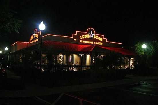 Lone Star Steakhouse Saloon Restaurants In Orlando Orlando Restaurants Outback Steakhouse
