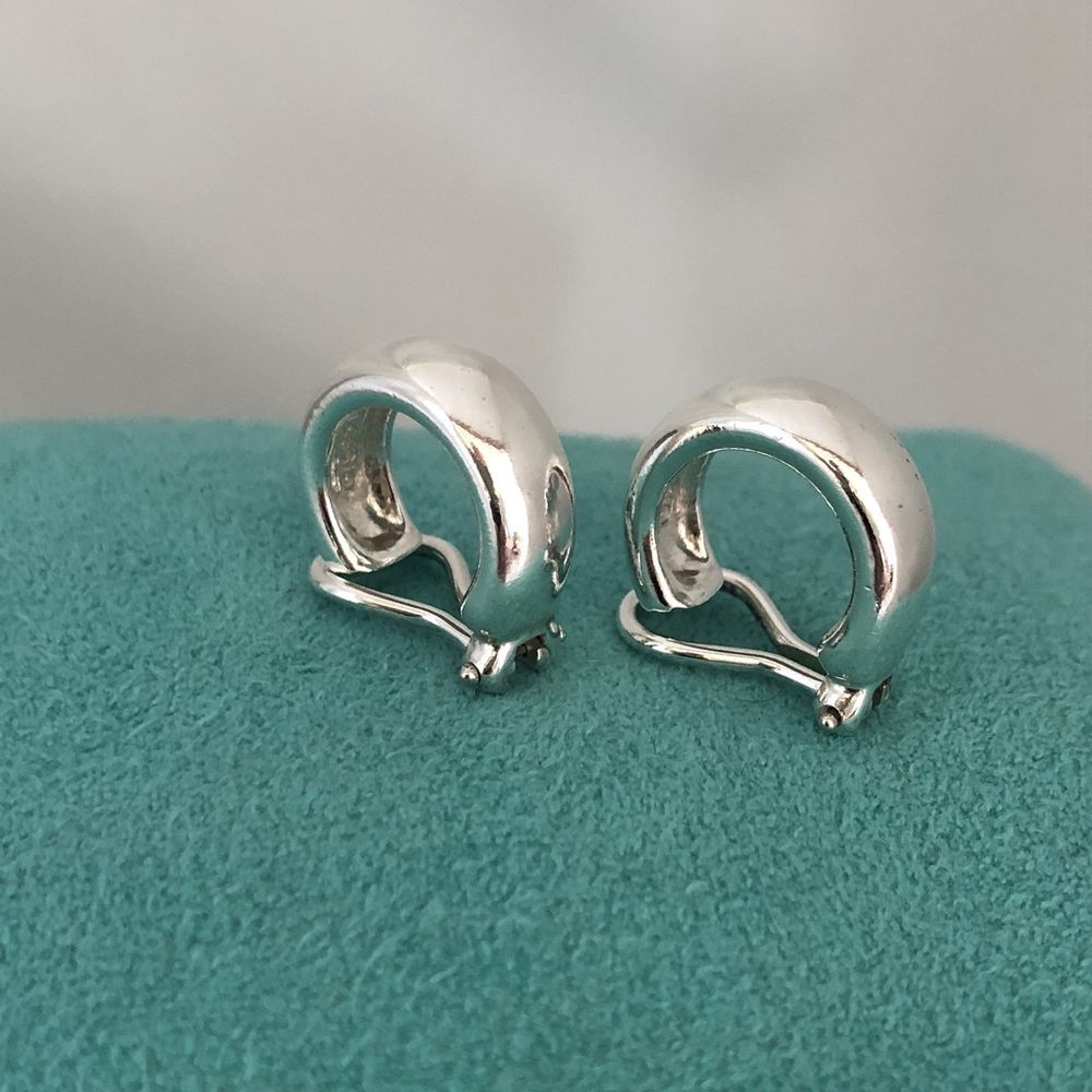 Tiffany Co Sterling Silver Hoop Clipon Clip On Earrings Ebay Link Tiffany Co Sterling Silver Hoop Clipon Clip On Earrings Ebay Link