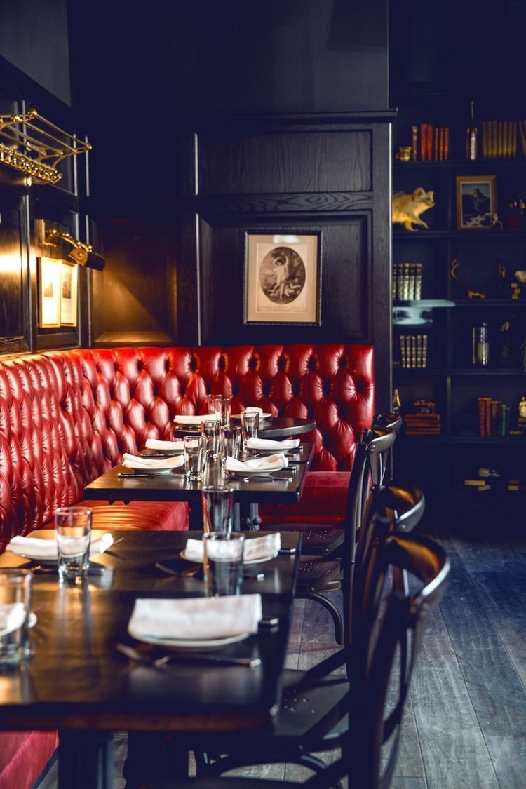 7 Best Speakeasies And Cocktail Bars In Chicago Architectural Digest Chicago Bars Speakeasy Decor Cocktail Bar Design