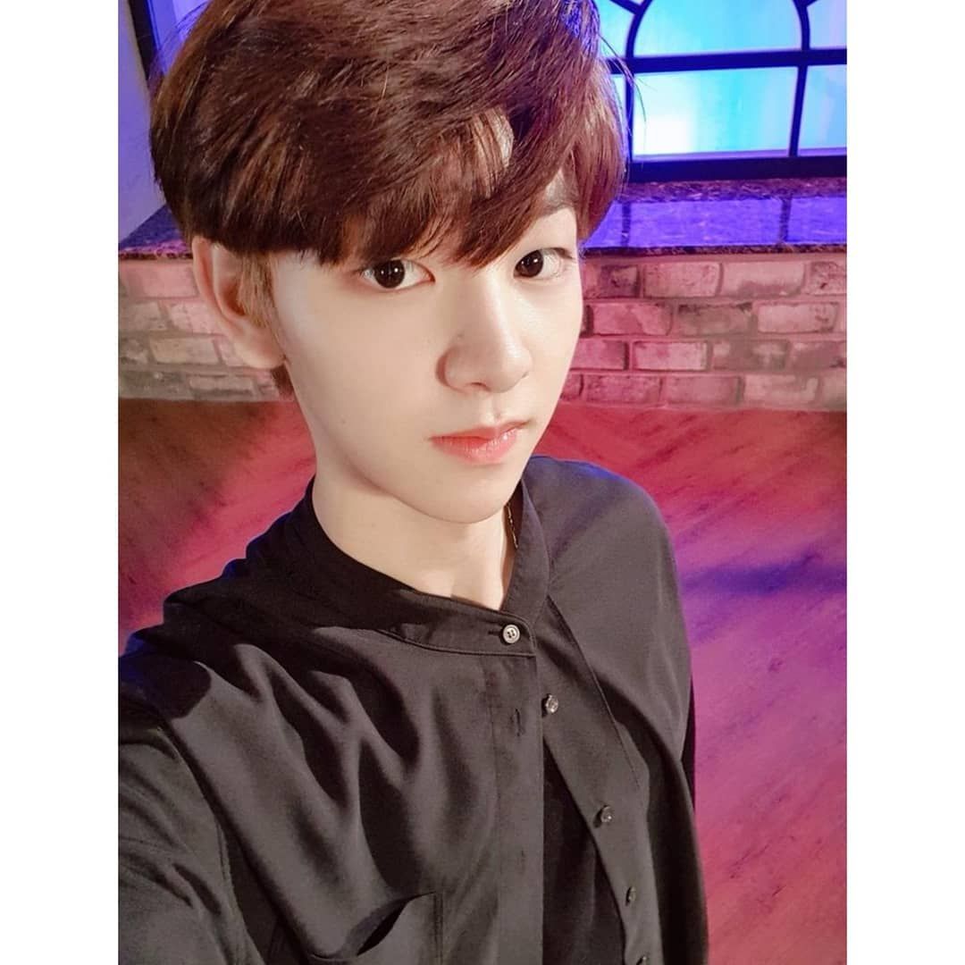 for kim dongyun woollim di instagram so dongyun still has his for kim dongyun woollim di instagram so dongyun still has his