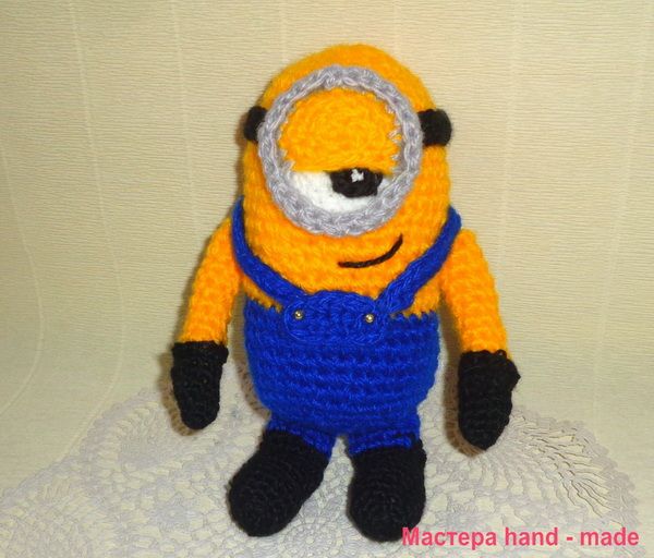 Как связать игрушку - Миньон крючком, описание с фото Мастера hand-made Tigger, Minions, Pikachu, Disney Characters, Fictional Characters, Dinosaur Stuffed Animal, Toys, Animals, Art
