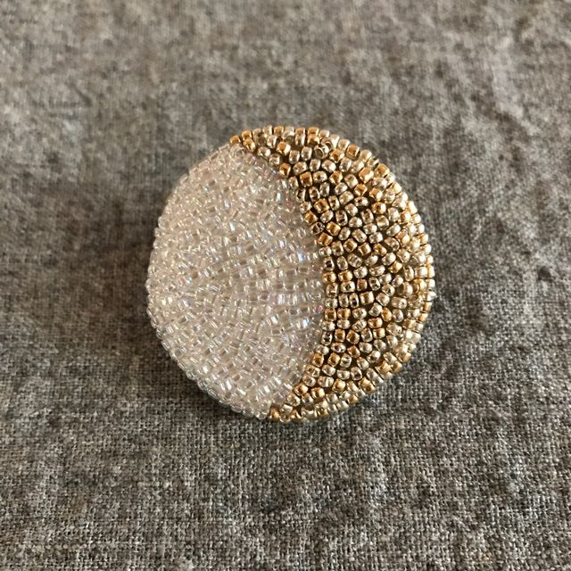 Tubuビーズブローチ 三日月 ビーズ ビーズ刺繍 ピアス 作り方 ハンドメイド イヤリング 作り方 Tubuビーズブローチ 三日月 ビーズ ビーズ刺繍 ピアス 作り方 ハンドメイド イヤリング 作り方