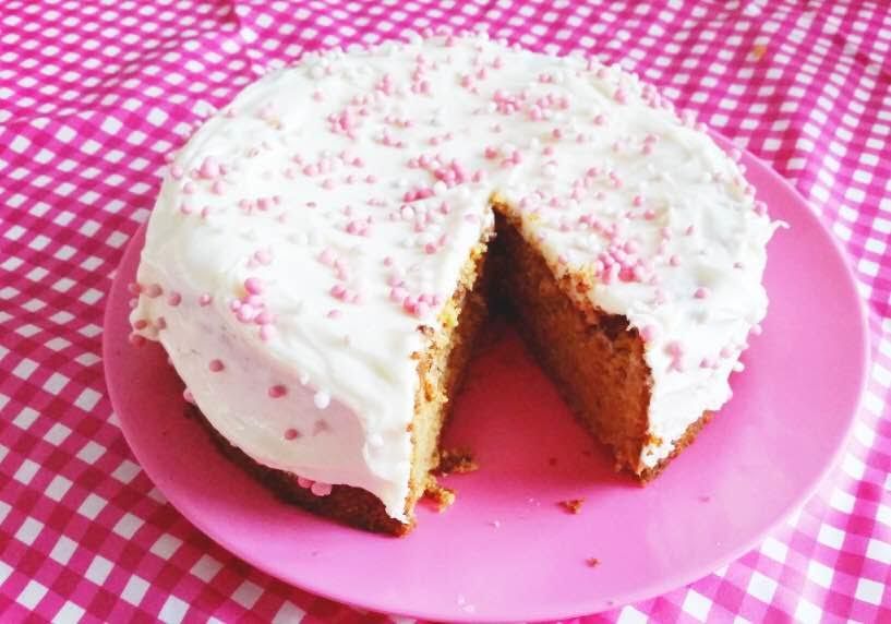 babyshower carrot cake Carrot Cake, Doughnut, Babyshower, Carrots, Muffin, Strawberry, Breakfast, Desserts, Cakes