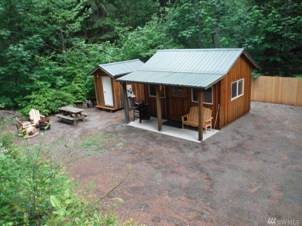 Tiny House Real Estate Tiny Small Homes With Land Tiny Cabins For Sale Small House Cabins For Sale