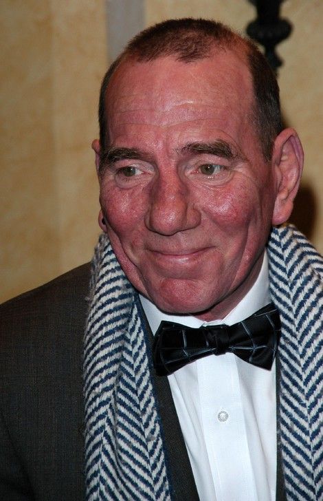 pete postlethwaite pete postlethwaite