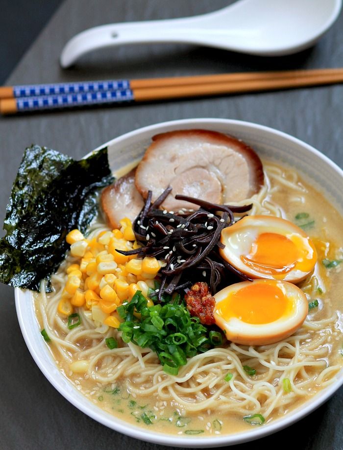 my bare cupboard: Tonkotsu ramen with chashu ( Japanese braised pork belly ) and ajitsuke tamago ( marinated soft-boiled egg ) Ramen Recipes, Asian Recipes, Cooking Recipes, Healthy Recipes, Hawaiian Recipes, Noodle Recipes, Tonkatsu Ramen, Pork Tonkotsu Ramen Recipe, Pork Ramen