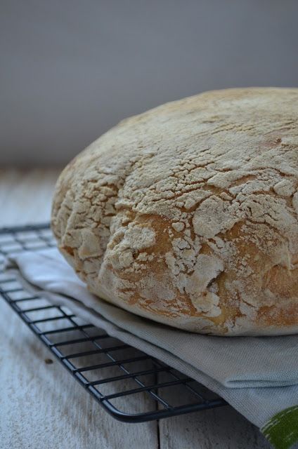 Chleb z chrupiącą skórką Polish Recipes, Savory, Cooking Recipes, Keto, Sweets, Yummy, Baking, Mira, Bakken