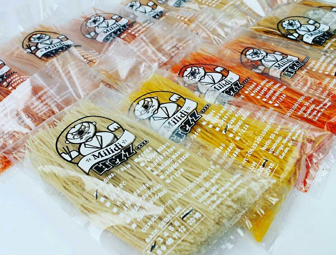 Mie Lidi Milidikrezz Jepara Cemilan Mie Biting Mie Lidi Dengan 13 Varian Rasa Wa 08979900007 Ide Makanan Kemasan Makanan