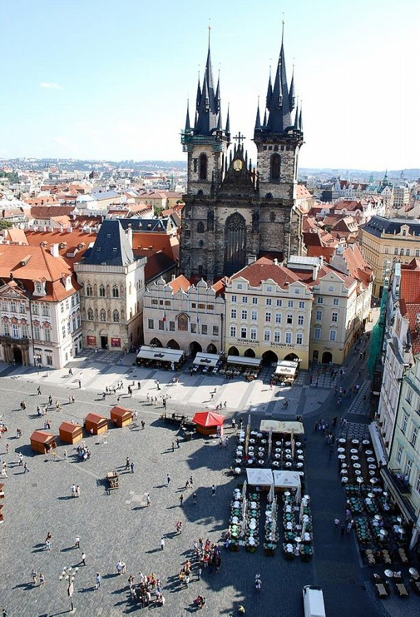 Paseos Y Visitas Guiadas Por La Ciudad Medieval De Praga Visitar Praga Praga Ciudad Medieval