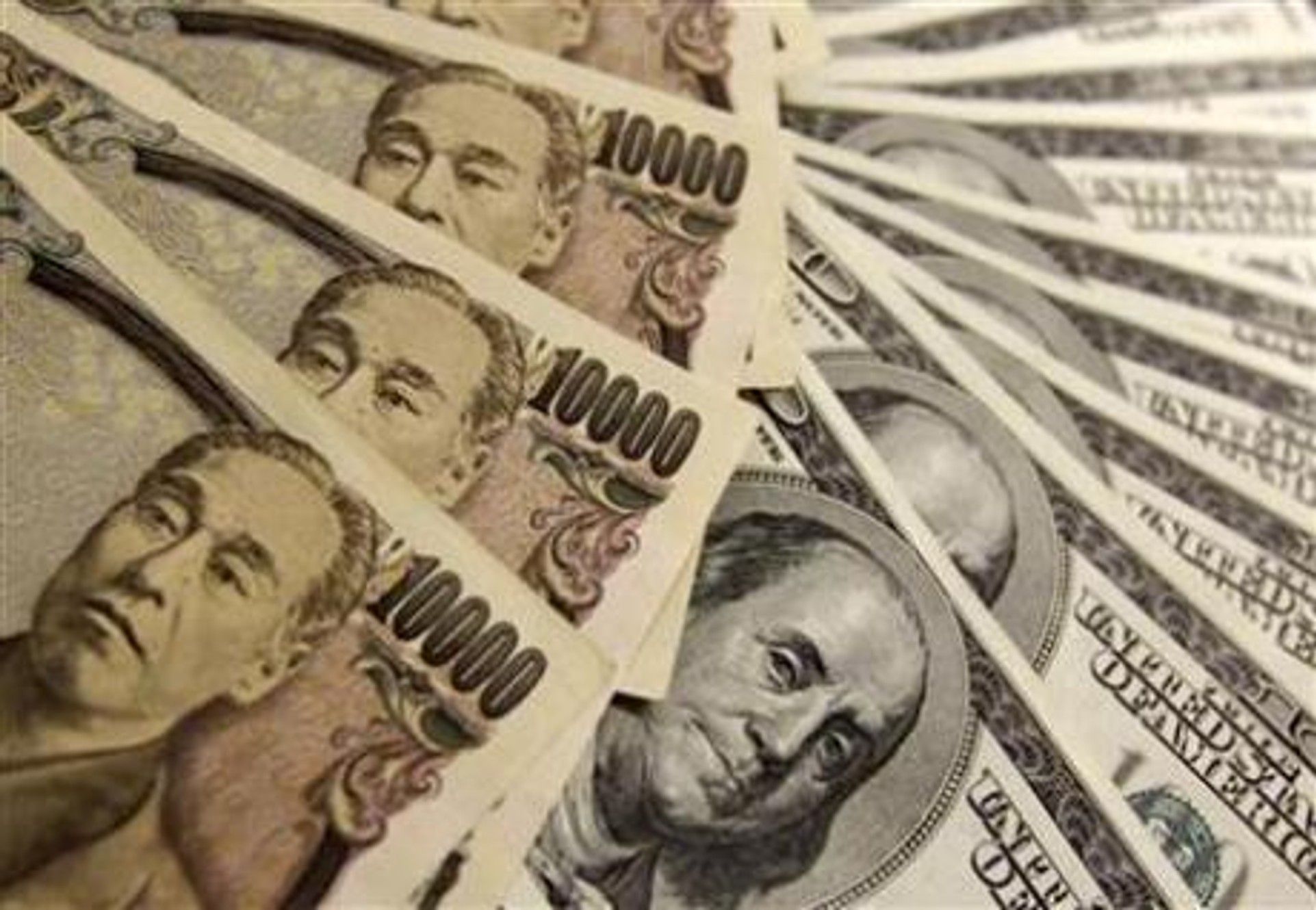 الدولار يخسر 19 قرشا أمام الجنيه المصري في خلال اسبوع واحد اسعار العملات Us Dollars Pakistani Rupee Dollar Rate
