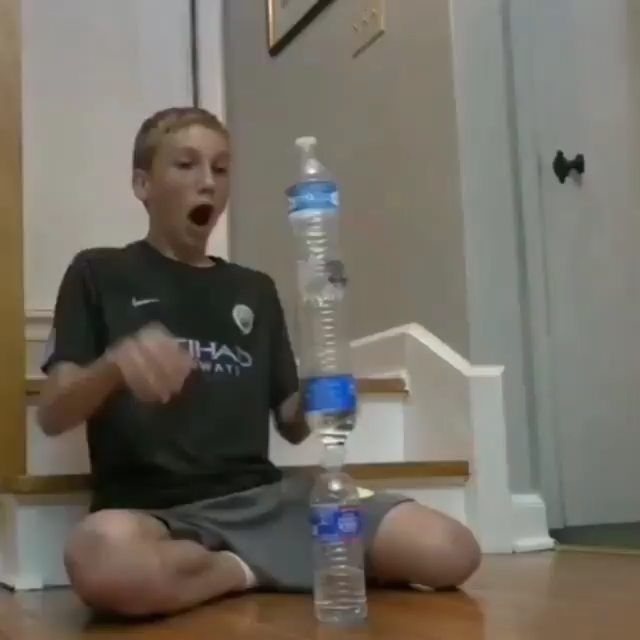 Tag someone who can do this👇 @thats_amazing77 👉 @gym_lover_fitn 💪 - #flippingfeed#fitness#gravitated...