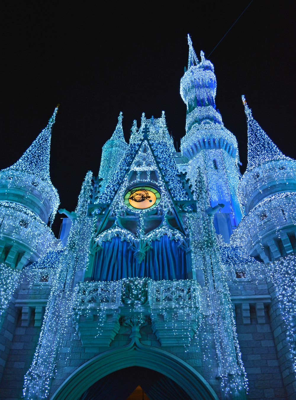 the complete guide to disney world holiday events travel disney world christmas events