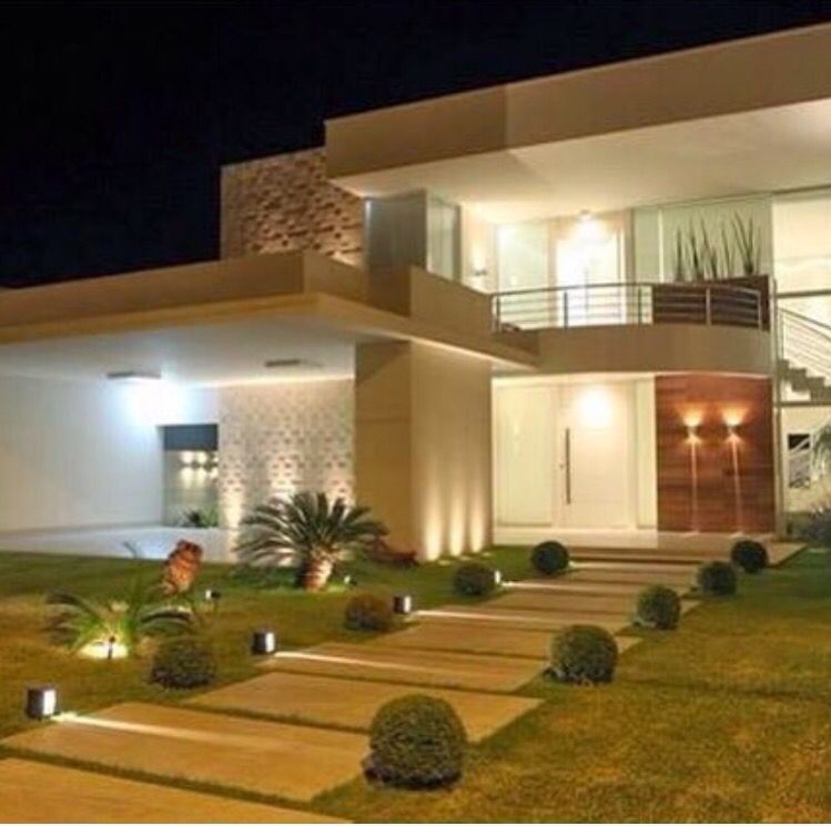 Épinglé par A H sur Entree Pinterest Maison moderne, Jardins et - facade de maison contemporaine Épinglé par A H sur Entree Pinterest Maison moderne, Jardins et - facade de maison contemporaine