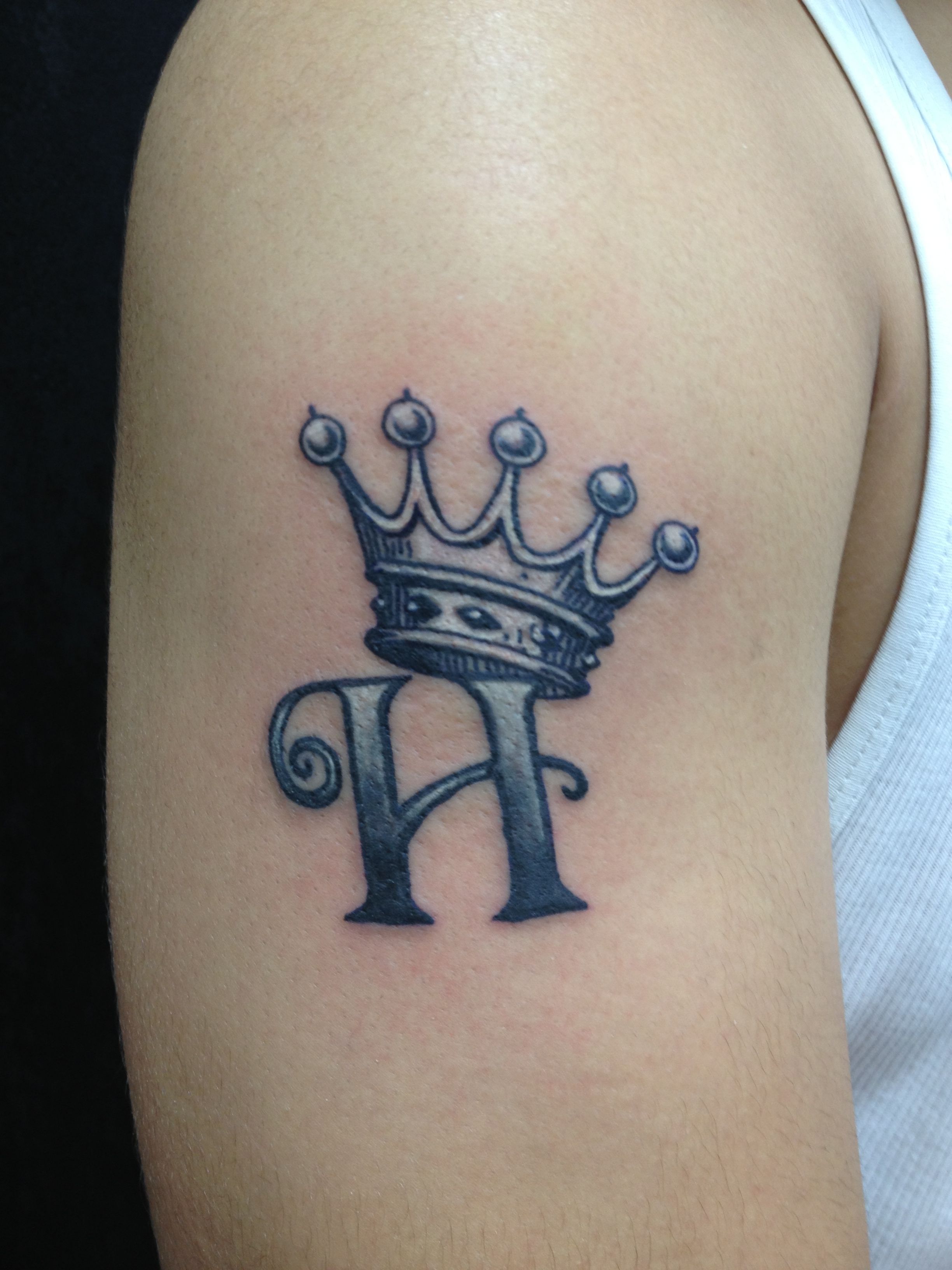 Pin By Amanda Slinger On Tattoos H Tattoo Crown Tattoo Design Crown Tattoo Pin By Amanda Slinger On Tattoos H Tattoo Crown Tattoo Design Crown Tattoo