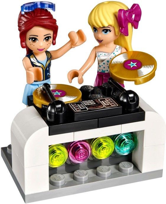 Mia Und Stefanie Legos Friends Lego Friends Lego Girls Lego