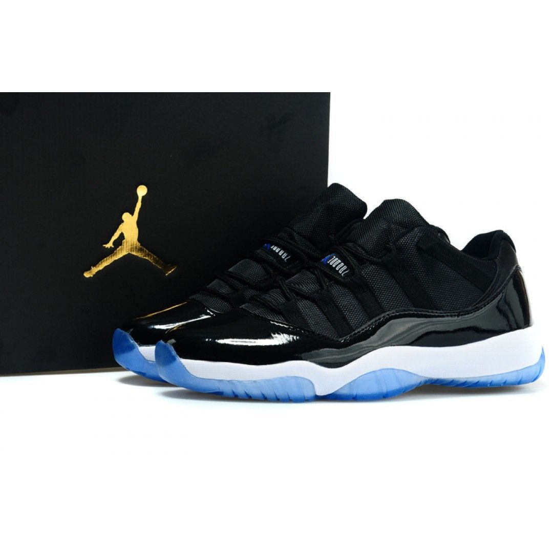 jordan 11 low mens shoes