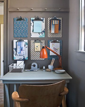 Use decorative paper (or wallpaper leftovers or samples) to brighten basic clipboards. Dorm Room Diy, Craft Room Office, Office Decor, Office Ideas, Diy Office, Desk Ideas, Dorm Rooms, Office Nook, Office Spaces