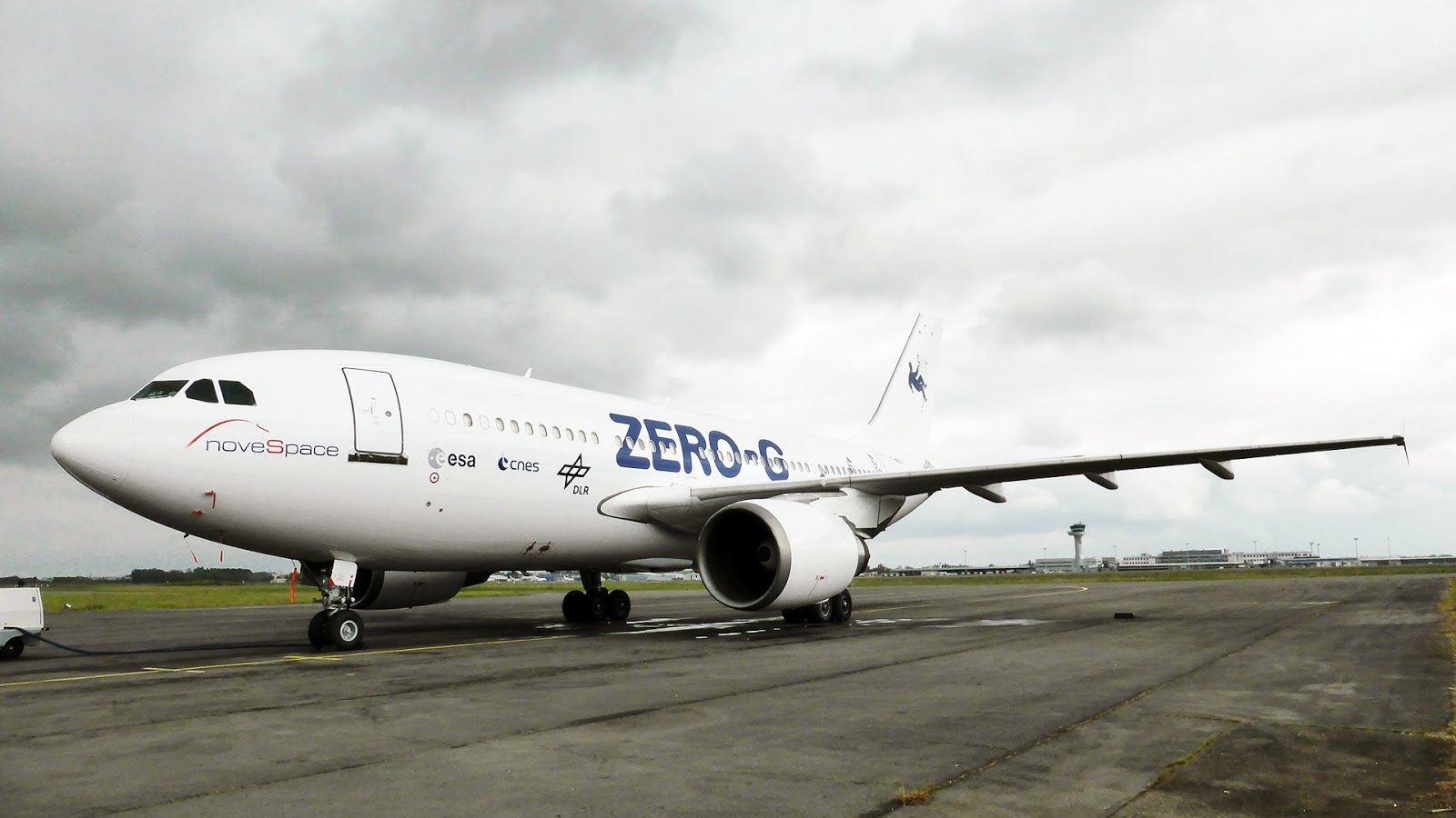 What Is Zero Gravity And Zero G You Want To Fell Weightlessness Zero Gravity Space Exploration Love And Light