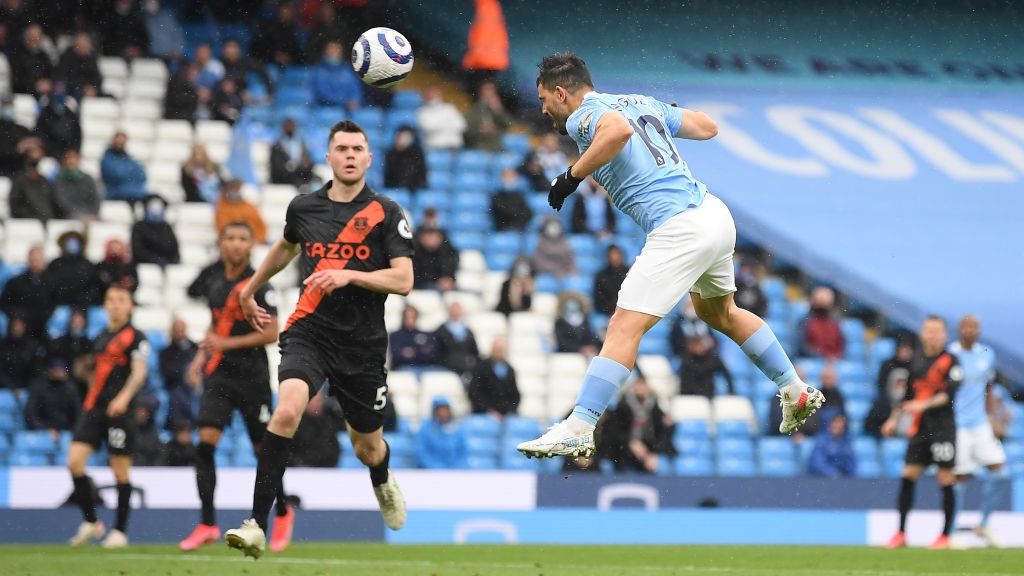 Premier League champions City produced a dazzling display in front of 10,000 fans at the Etihad Stadium as a double from Sergio Aguero and goals from Kevin De Bruyne, Gabriel Jesus and Phil Foden secured a dominant 5-0 victory over Everton. Single Club, Etihad Stadium, Premier League Champions, The Encounter, Referee, Everton, Manchester City, Sergio, Wayne