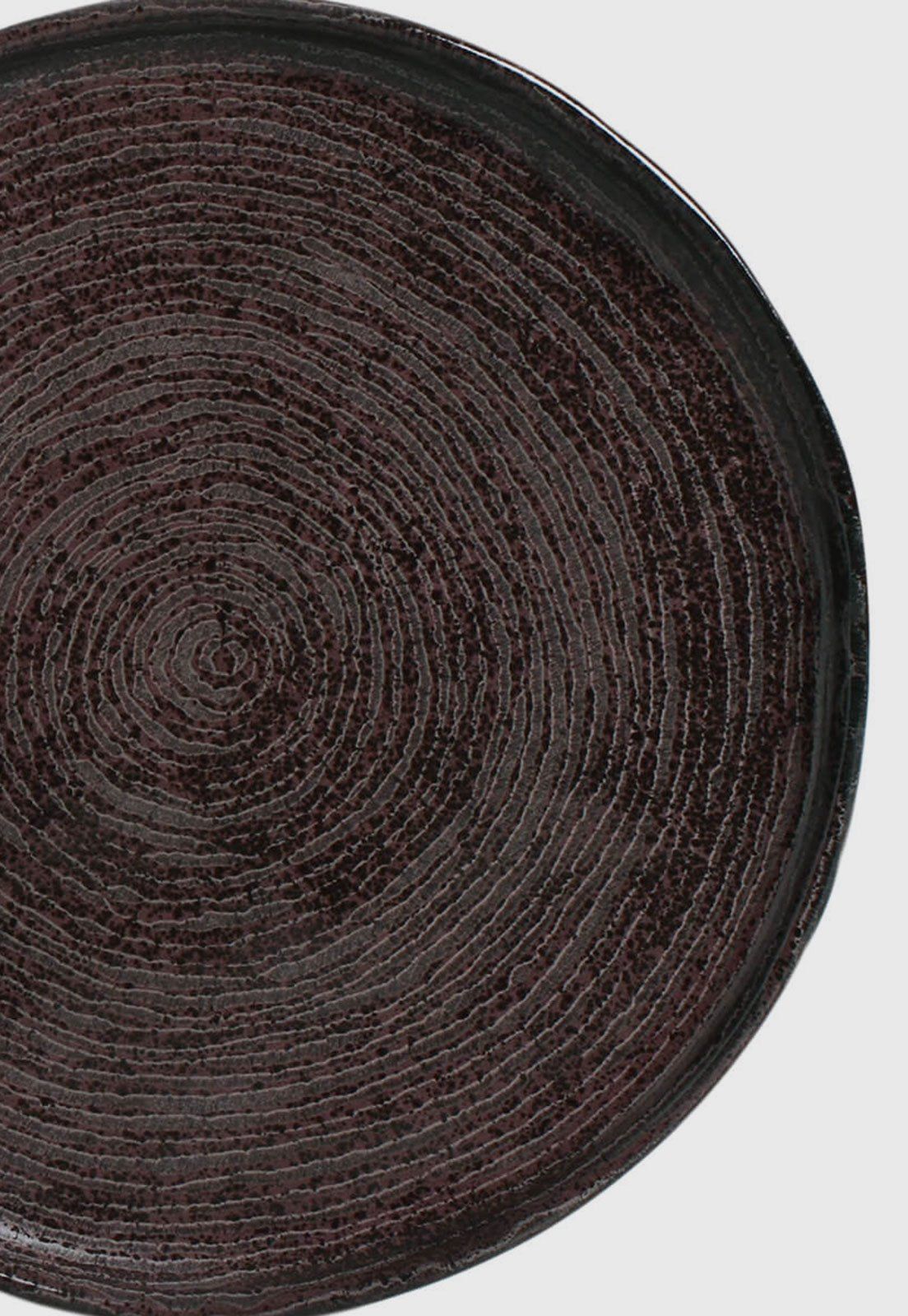 Prato De Sobremesa Bio Stoneware Vórtice Porto BrasilConteúdo da Embalagem: 6 Pratos de SobremesaMaterial: StonewareGatantia: 90 dias por defeito de fabricação e 12 meses para gretamento.Peso do produto (Sem embagalem): 0,552 kgMedidas: Ø 21,5cm A = 2cmA natureza tem um poder imenso, uma energia gigantesca capaz de criar ou destruir, de proteger ou derrubar. É nessa força incrível que a linha Vórtice se inspira com uma estampa que remete ao movimento fluído em espiral que se emanam dos corpos po Rugs, Products, Dessert Dishes, Bag Packaging, Line, Nature, Block Prints, I Will Protect You