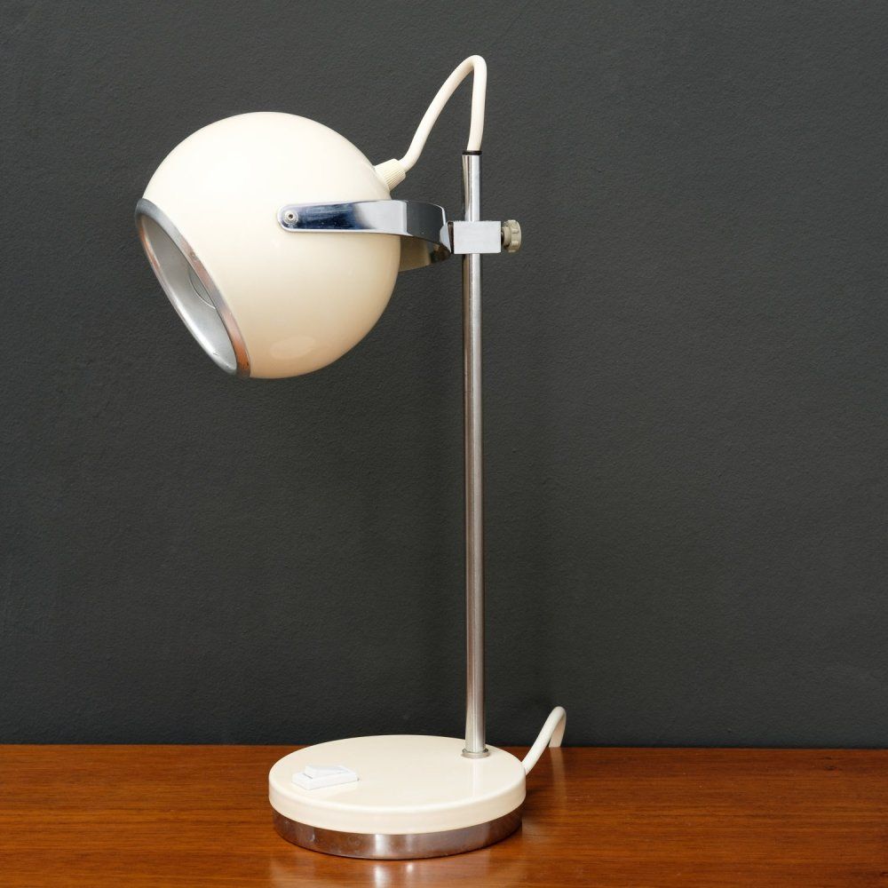 For sale: Vintage Mid Century Cream White Metal Table Lamp ...
