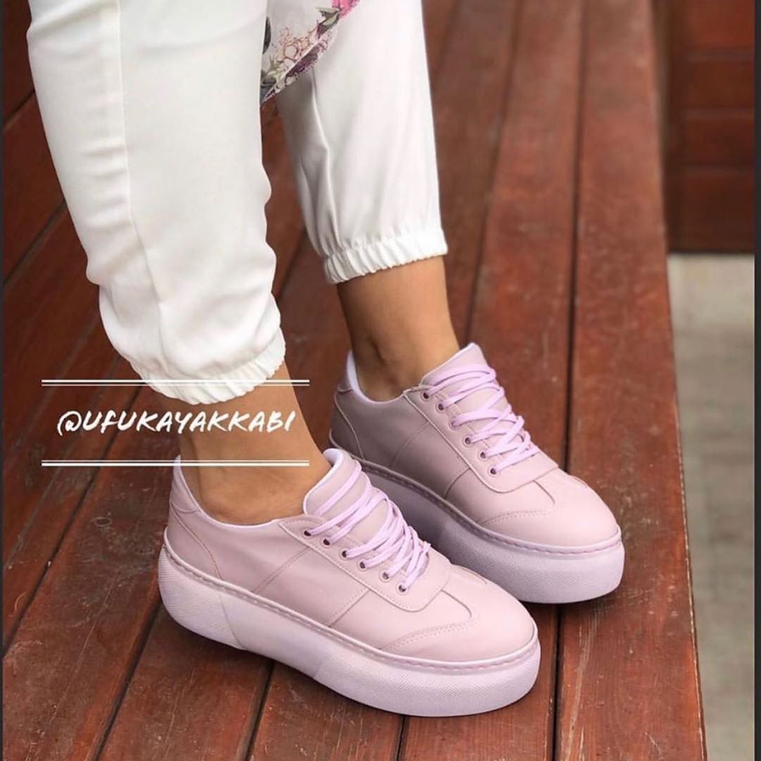 Stoklar Guncellendi Urunler Istege Bagli Seffaf Kargo Yapilmaktadir Kapida Odeme Kargo Ucreti Aliciya Aittir 10t White Sneaker Sneakers Shoes