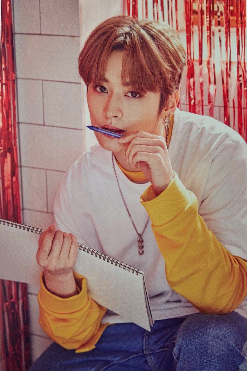 #리노 #민호 #LeeKnow#하이스테이투어pic.twitter.com/62d3i7wOXz