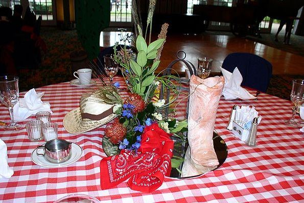 Cowboy Centerpiece Ideas With Hat And Flowers Decolover Net Cowboy 1cc8b46fb50534f360d3514597ab0a5e